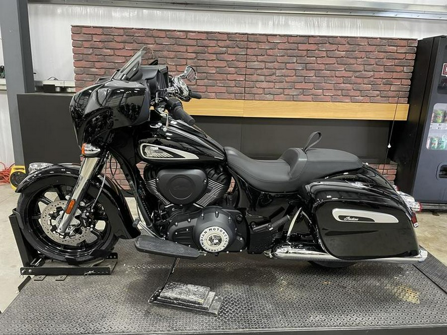 2024 Indian Motorcycle® Chieftain® Black Metallic