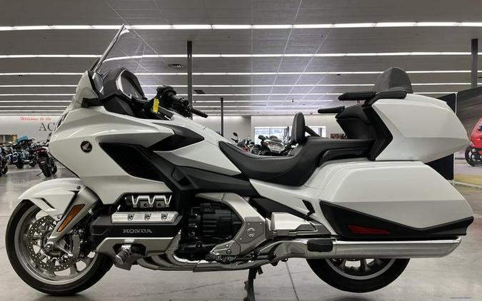 2018 Honda® Gold Wing Tour Automatic DCT Pearl White