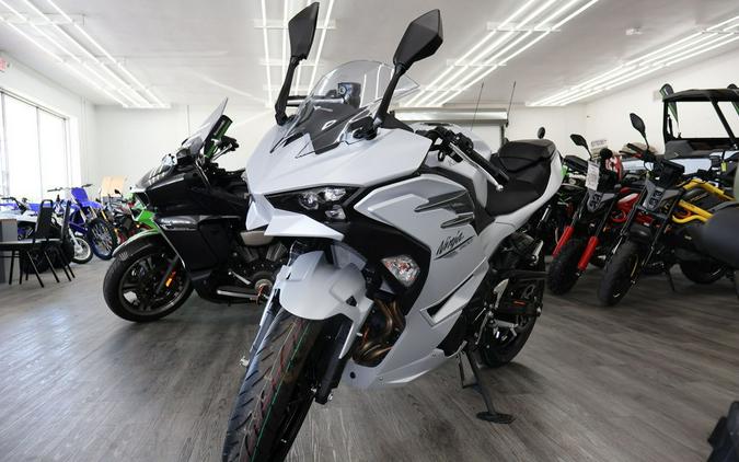 2024 Kawasaki Ninja® 500 ABS