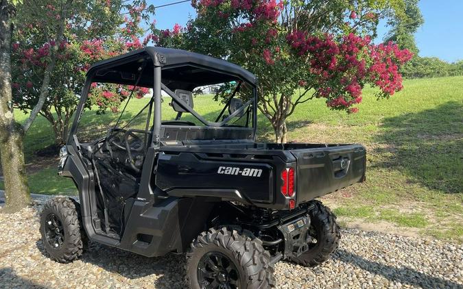 2024 Can-Am® Defender DPS HD10 Timeless Black