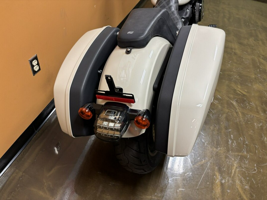 FXLRST 2023 Low Rider® ST