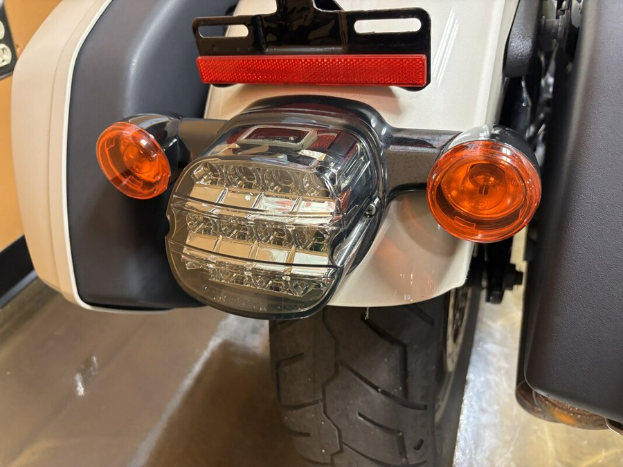 FXLRST 2023 Low Rider® ST