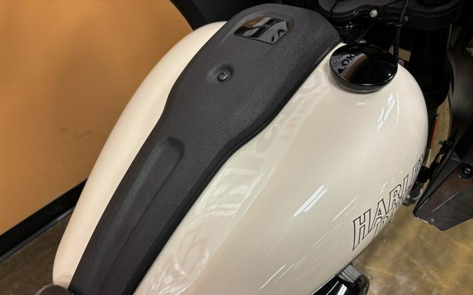 FXLRST 2023 Low Rider® ST