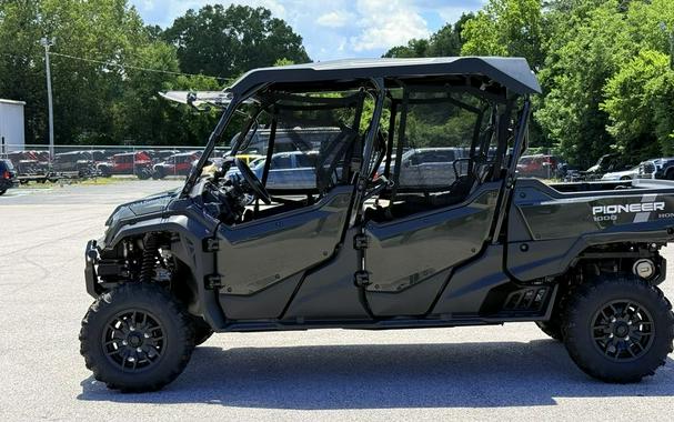 2025 Honda® Pioneer 1000-6 Deluxe Crew