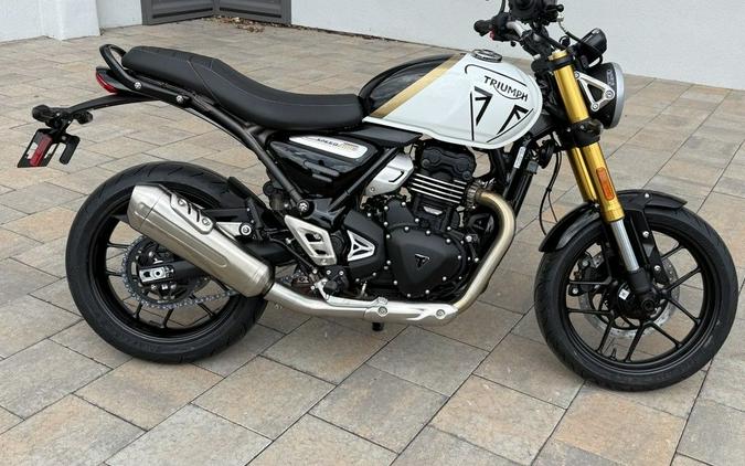 2026 Triumph Speed 400 Phantom Black/Storm Grey