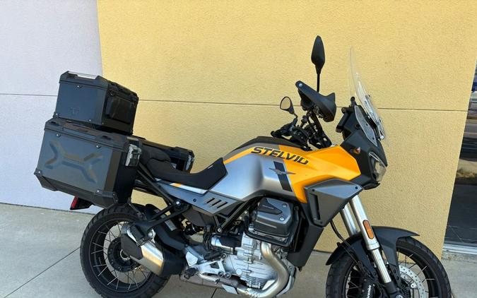 2024 Moto Guzzi STELVIO