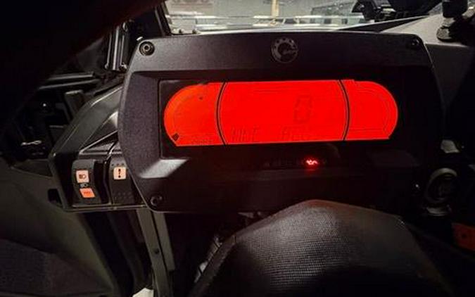 2022 Can-Am Commander MAX XT-P 1000R