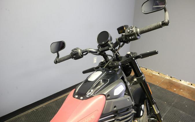 2024 LiveWire LiveWire S2 Mulholland Liquid Black/Red