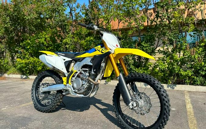 2022 Suzuki RM-Z250 Review [The Playful Motocross Racebike]