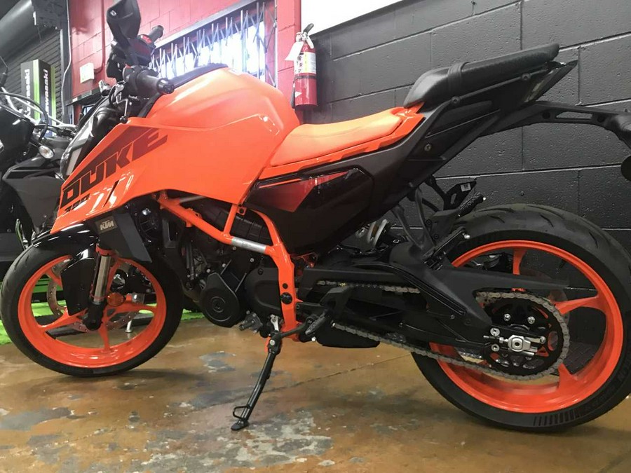 2024 KTM 390 DUKE