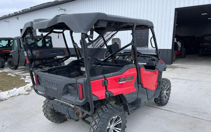 2016 Honda Pioneer 1000-5 Deluxe