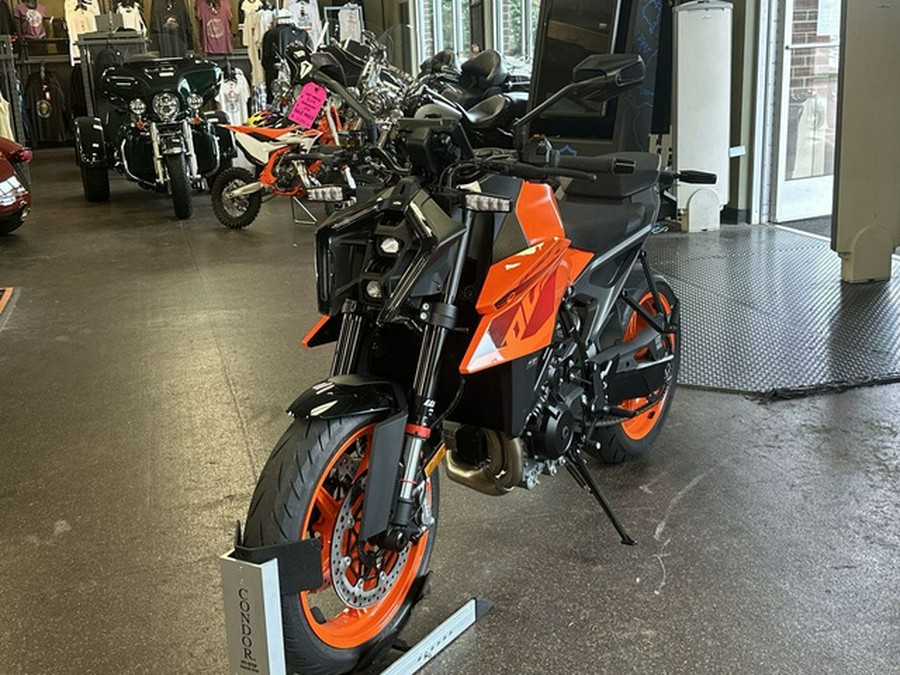 2024 KTM Duke 990