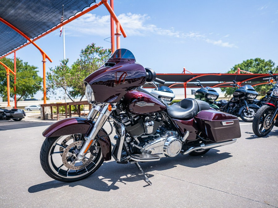 2022 Street Glide FLHX