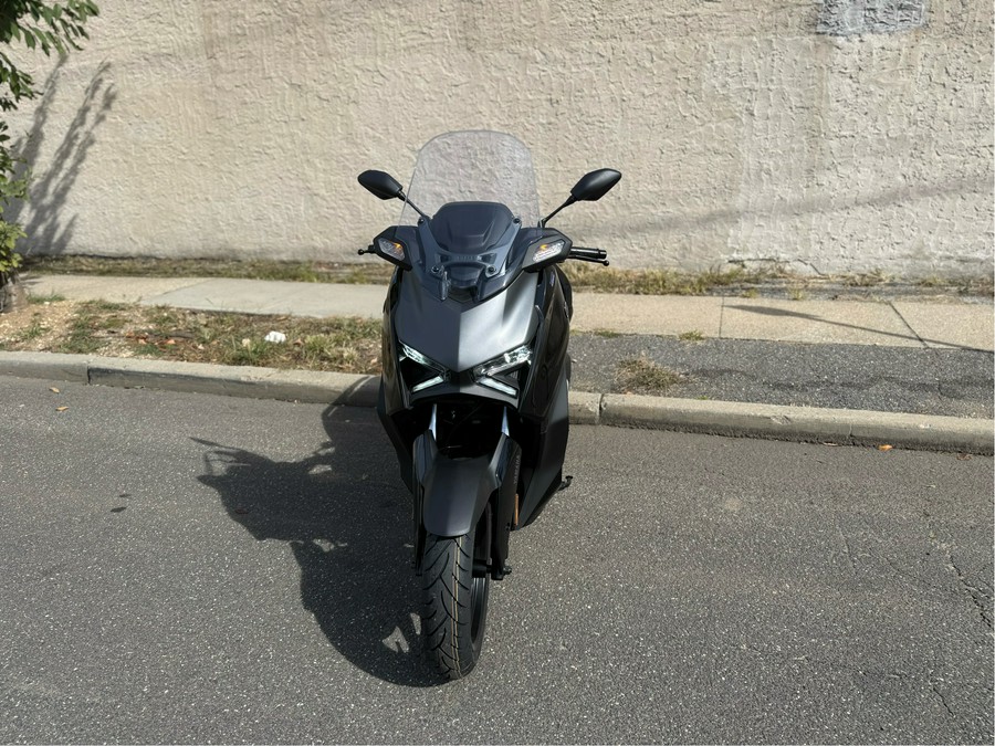 2025 Yamaha Motor Corp., USA XMAX