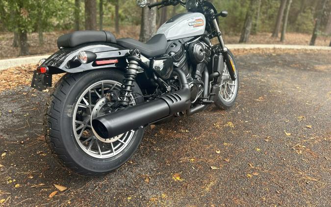 RH975S 2025 Nightster™ Special