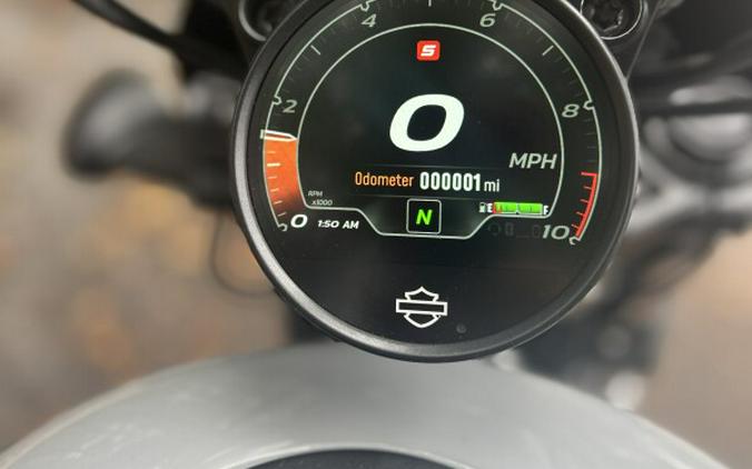 RH975S 2025 Nightster™ Special