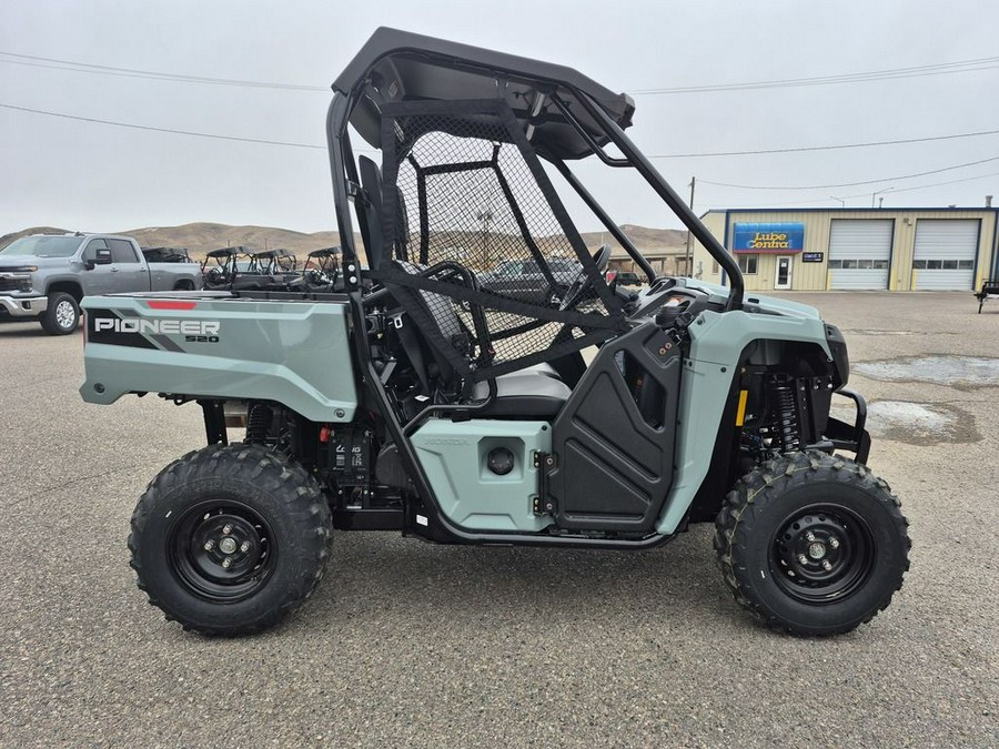 2026 Honda® Pioneer 520