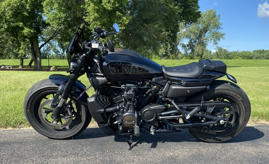 2023 Harley-Davidson Sportster S Vivid Black