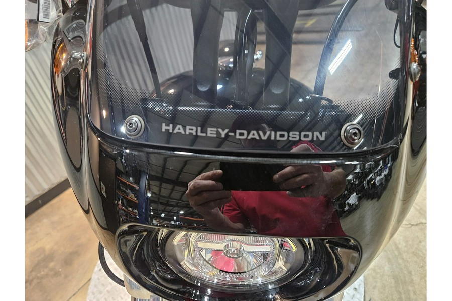 2023 Harley-Davidson® SOFTAIL STANDARD