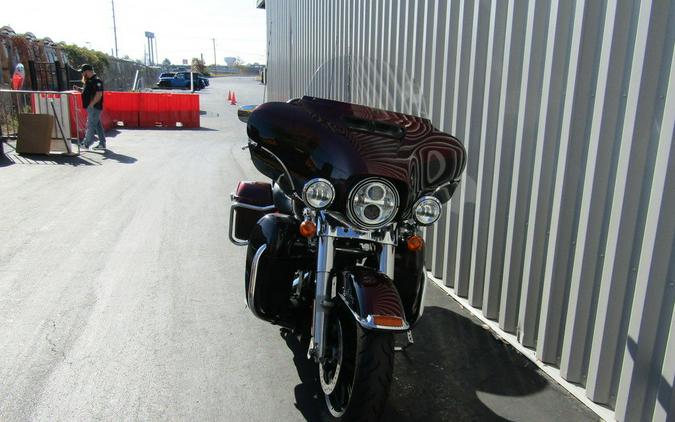 2015 Harley-Davidson® FLHTKL - Ultra Limited Low
