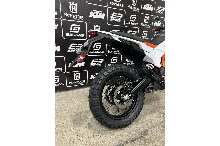2026 KTM 390 Adventure R