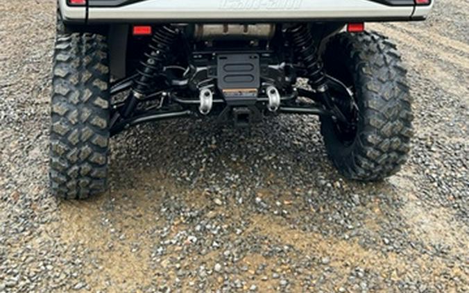 2026 Can-Am Defender Limited HD11