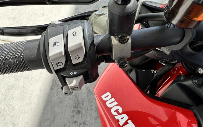 2022 Ducati Hypermotard 950 Ducati Red