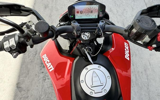 2022 Ducati Hypermotard 950 Ducati Red