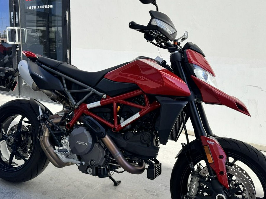 2022 Ducati Hypermotard 950 Ducati Red