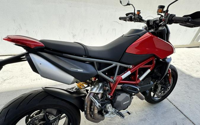 2022 Ducati Hypermotard 950 Ducati Red