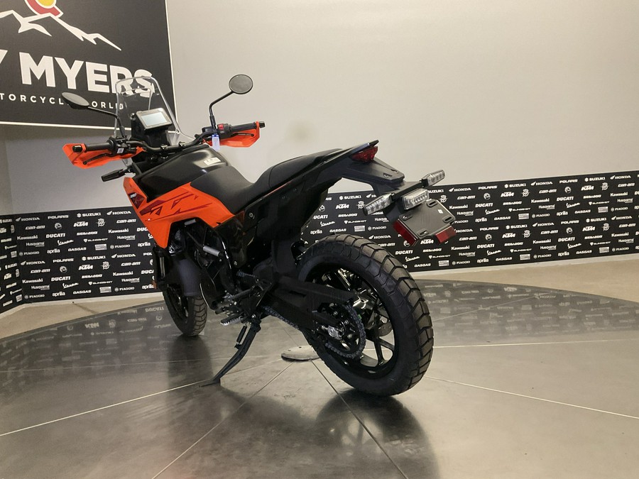 2026 KTM 390 ADVENTURE X - 42670M