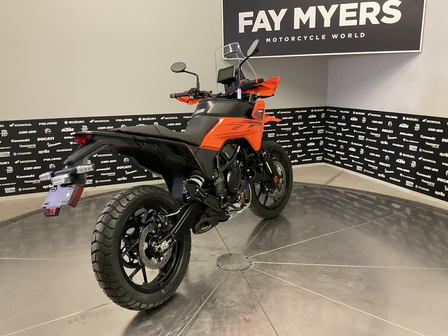 2026 KTM 390 ADVENTURE X - 42670M