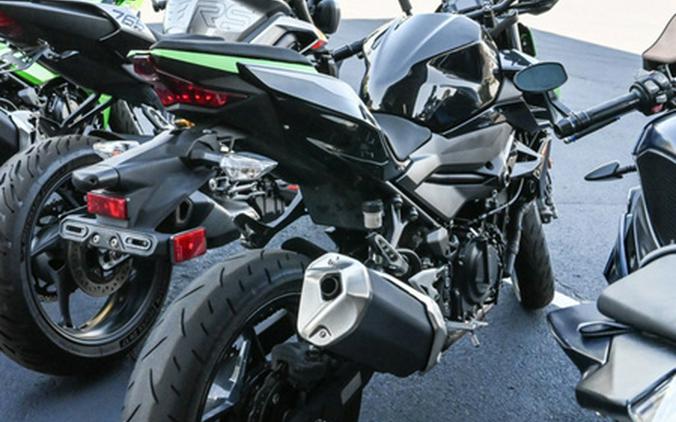 2022 Kawasaki Z400 ABS