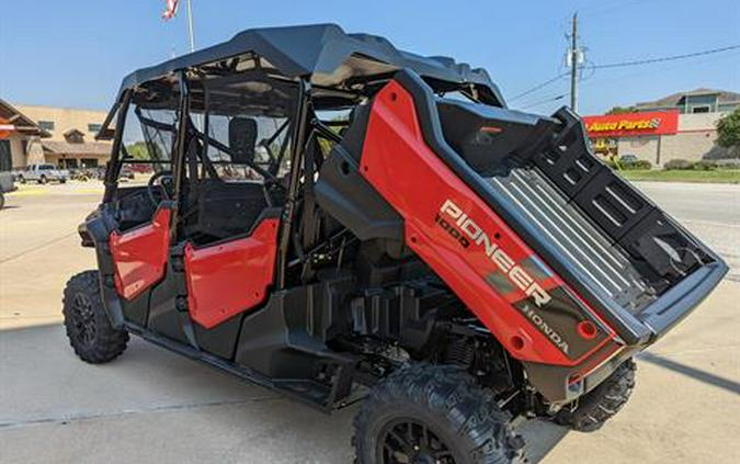 2023 Honda Pioneer 1000-6 Deluxe Crew