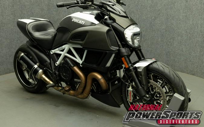 2015 DUCATI DIAVEL CARBON WHITE W/ABS