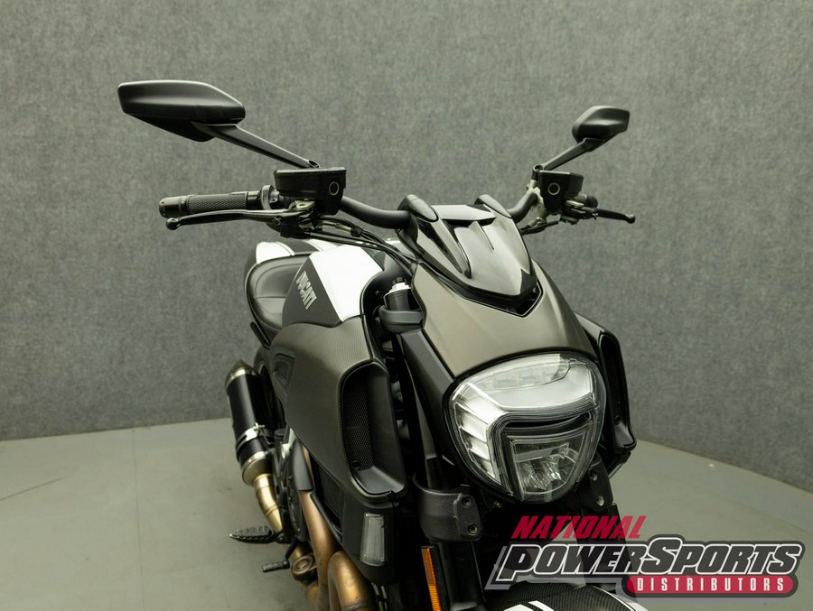 2015 DUCATI DIAVEL CARBON WHITE W/ABS