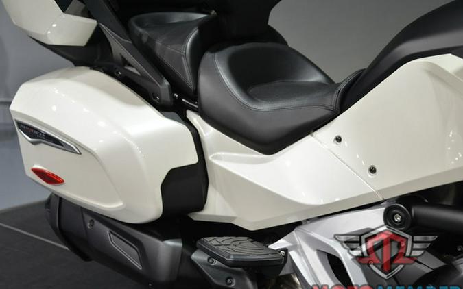 2026 Can-Am Spyder F3 Limited Platine