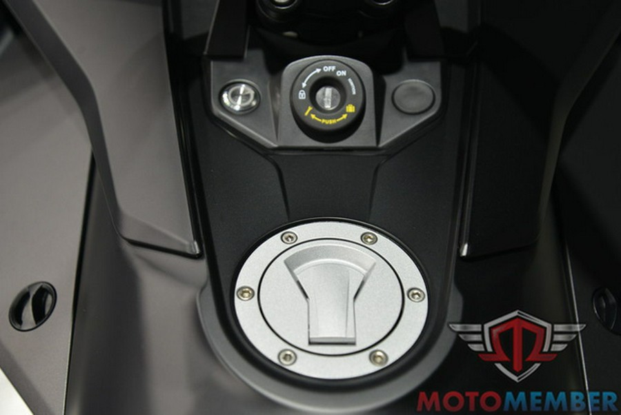 2026 Can-Am Spyder F3 Limited Platine