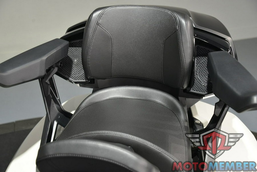 2026 Can-Am Spyder F3 Limited Platine