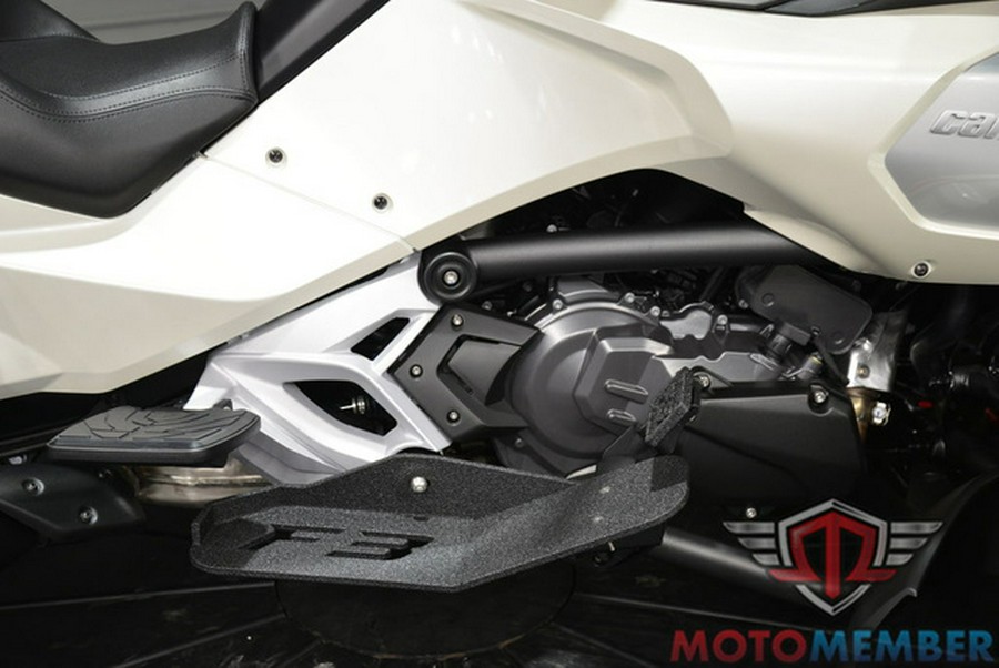 2026 Can-Am Spyder F3 Limited Platine