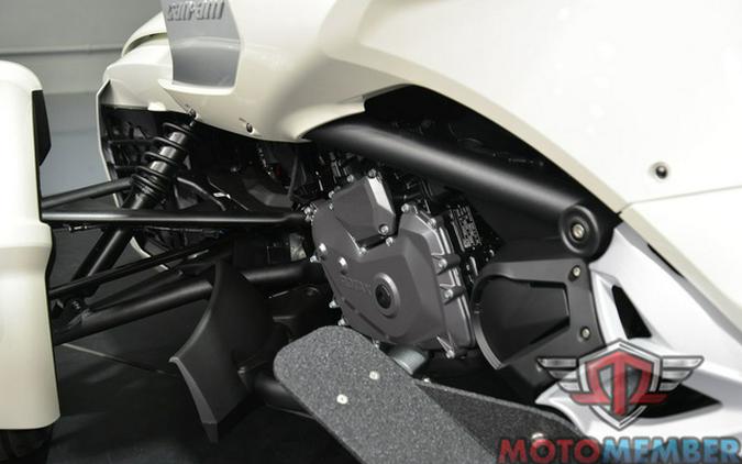 2026 Can-Am Spyder F3 Limited Platine