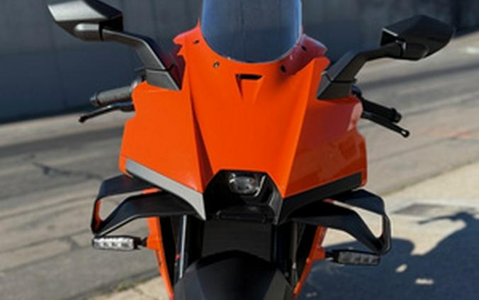2026 KTM RC 990 R