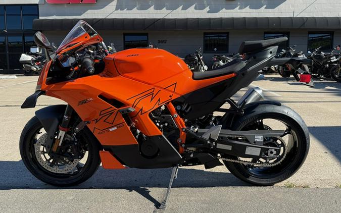 2026 KTM RC 990 R