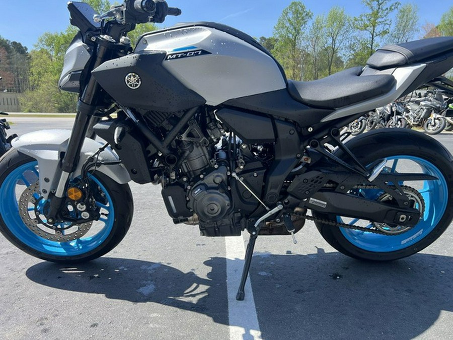 2025 Yamaha MT 07