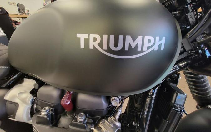 2023 Triumph Scrambler 900 Matte Khaki Green