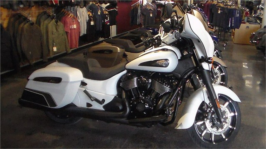 2024 Indian Motorcycle CHIEFTAIN DH, GHOST WHT MTLC SMK/GFX, 49ST