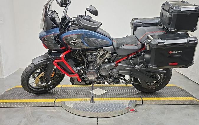 RA1250SE 2025 CVO™ Pan America®