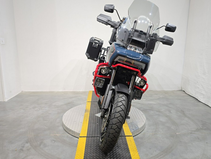 RA1250SE 2025 CVO™ Pan America®