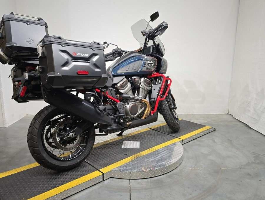 RA1250SE 2025 CVO™ Pan America®