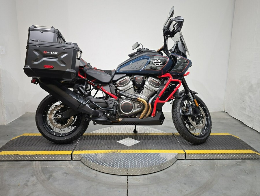 RA1250SE 2025 CVO™ Pan America®